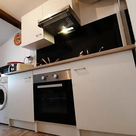 3 Pieces Chambre+cuisine+sdb Centre *